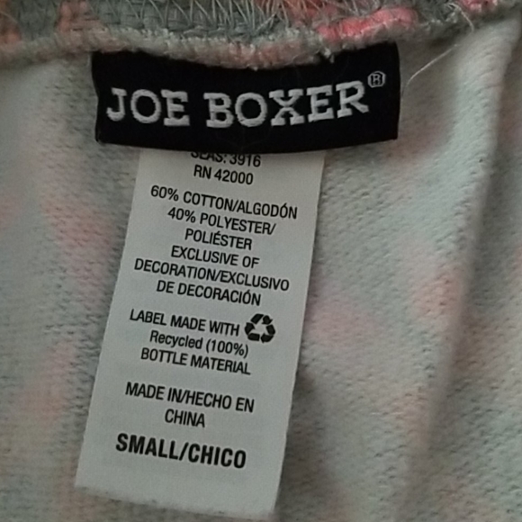 Shorts - Picture 3 of 3